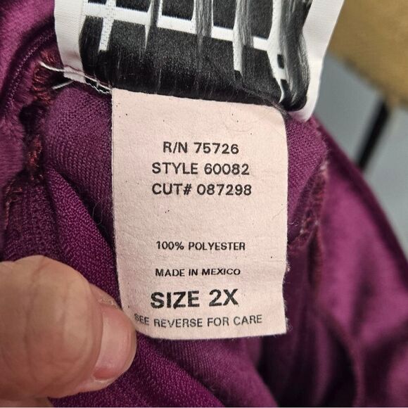 Teddi Vintage Wild Thing Mock Neck Velour Velvet Short Sleeve Top Sz 2X Merlot - Picture 9 of 9